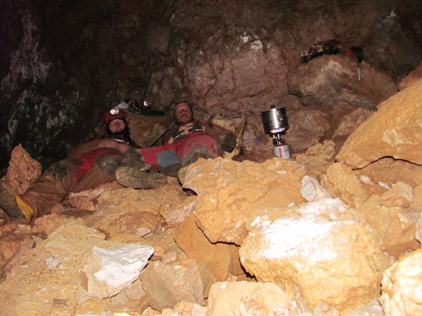Opremljanje jame Paradane